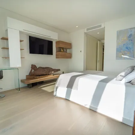 In Ground Floor In Marbella Club Hills, ベナアビス