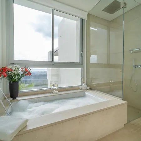 アパート In Ground Floor In Marbella Club Hills, *