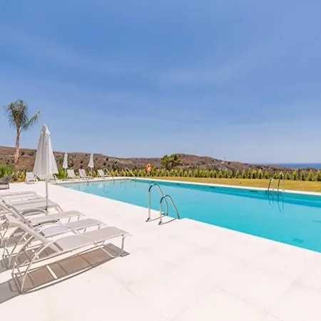 In Ground Floor In Marbella Club Hills, * ベナアビス